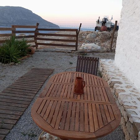 Villa Lindia Athena Karpathos Esterno foto